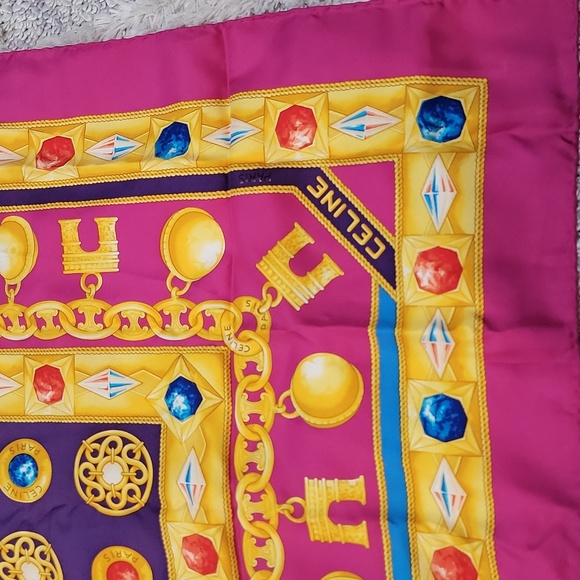 Authentic Celine silk scarf - Picture 3 of 8